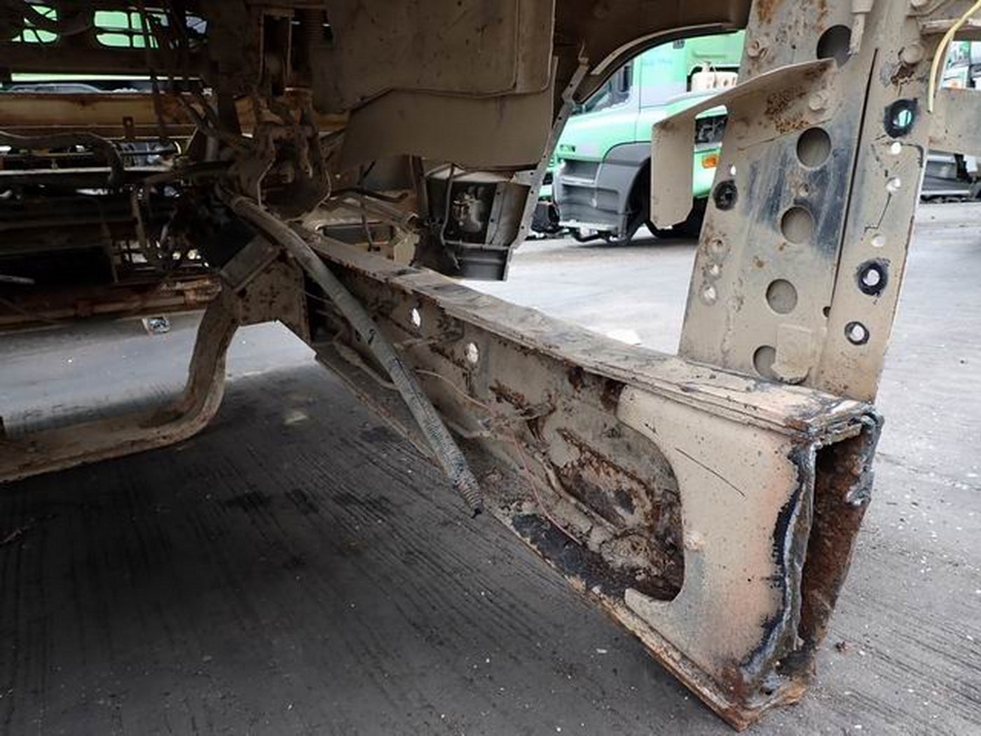 หัวเก๋ง ISUZU CXH51พร้อมคัสซี 3ใบปัด