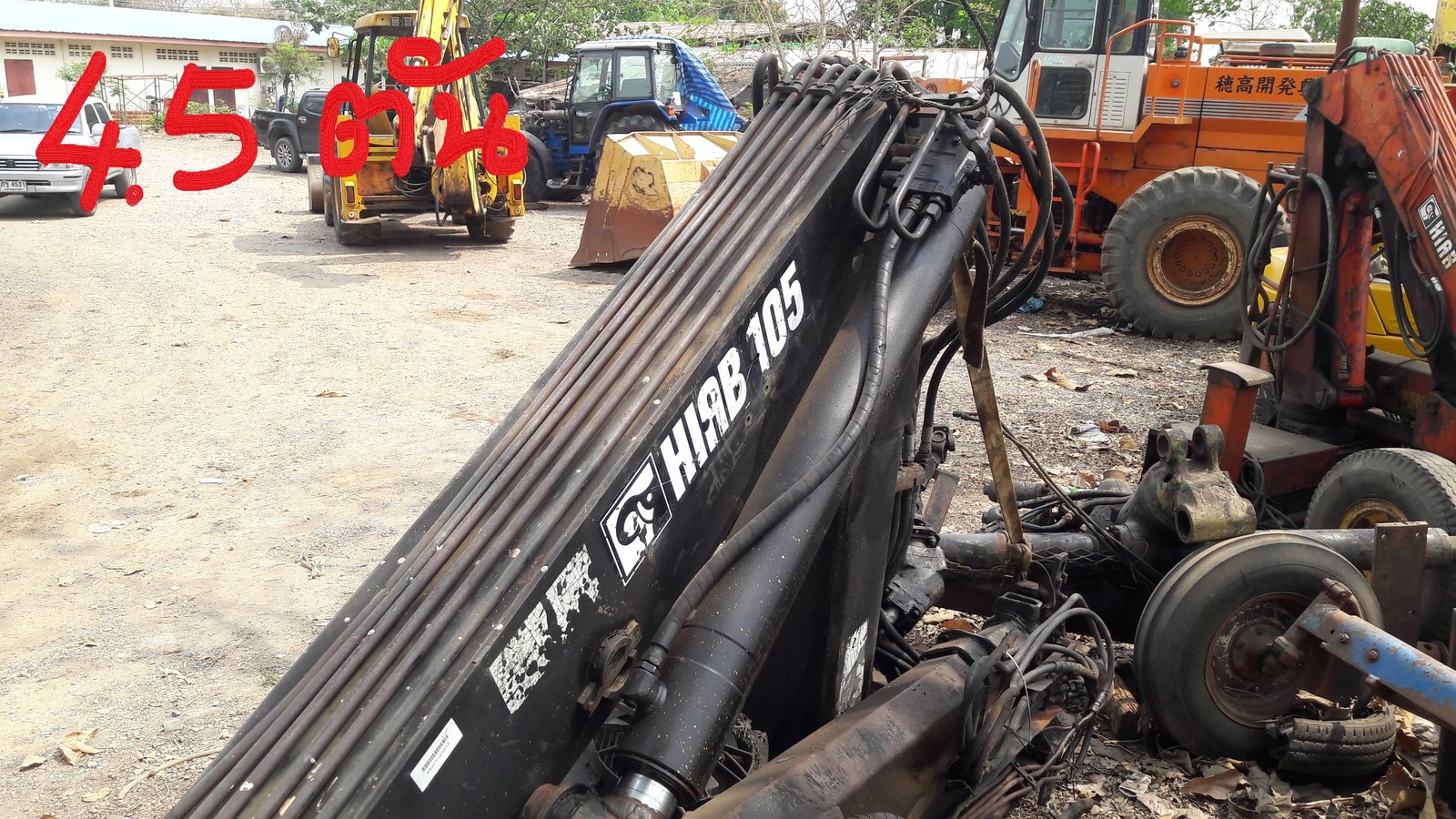 เครนติดรถบรรทุก HIAB105-2 ยกได้ 4.5 ตัน อุปกรณ์ครบ เก่าเมืองนอก