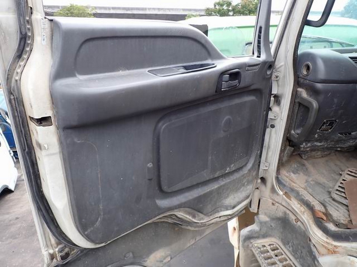 หัวเก๋ง ISUZU CXH51พร้อมคัสซี 3ใบปัด