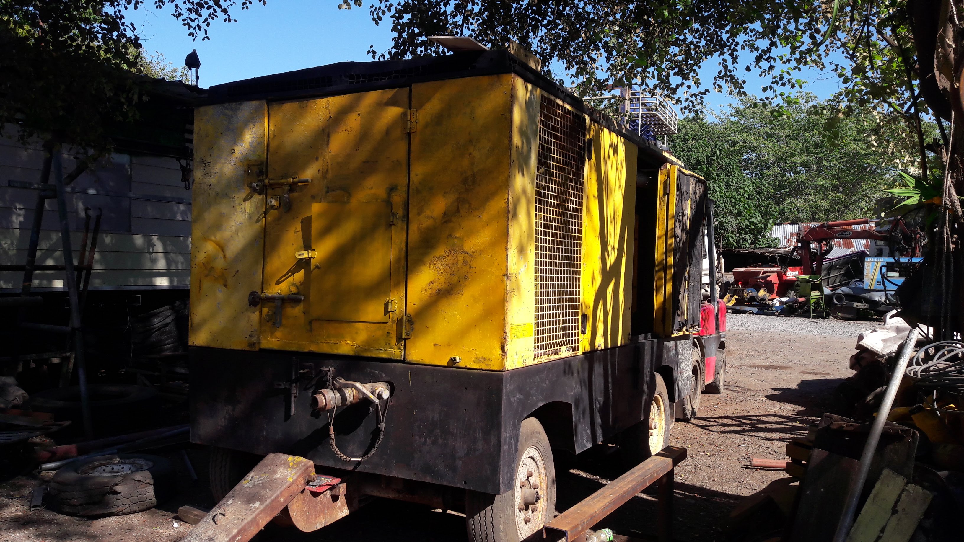 ขายเครื่องลม Atlas Copco พร้อมใช้งานครับ ขนาด 750 CFM 12-14.5 Bar สนใจ. 084-542-4150 ขายเครื่องลม Atlas Copco พร้อมใช้งานครับ ขนาด 750 CFM 12-14.5 Bar สนใจ. 084-542-4150