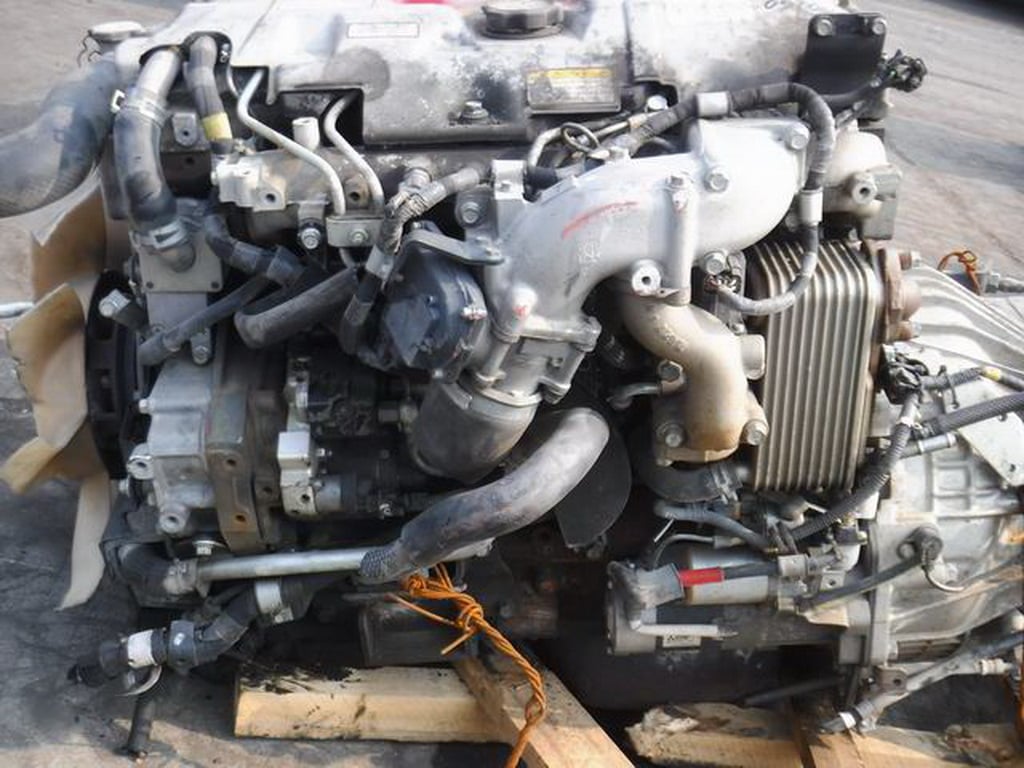 เครื่องยนต์ MITSUBISHI 4M50 4 สูบ 150 แรงม้า พร้อมเกียร์ เครื่องยนต์ MITSUBISHI 4M50 4 สูบ 150 แรงม้า พร้อมเกียร์