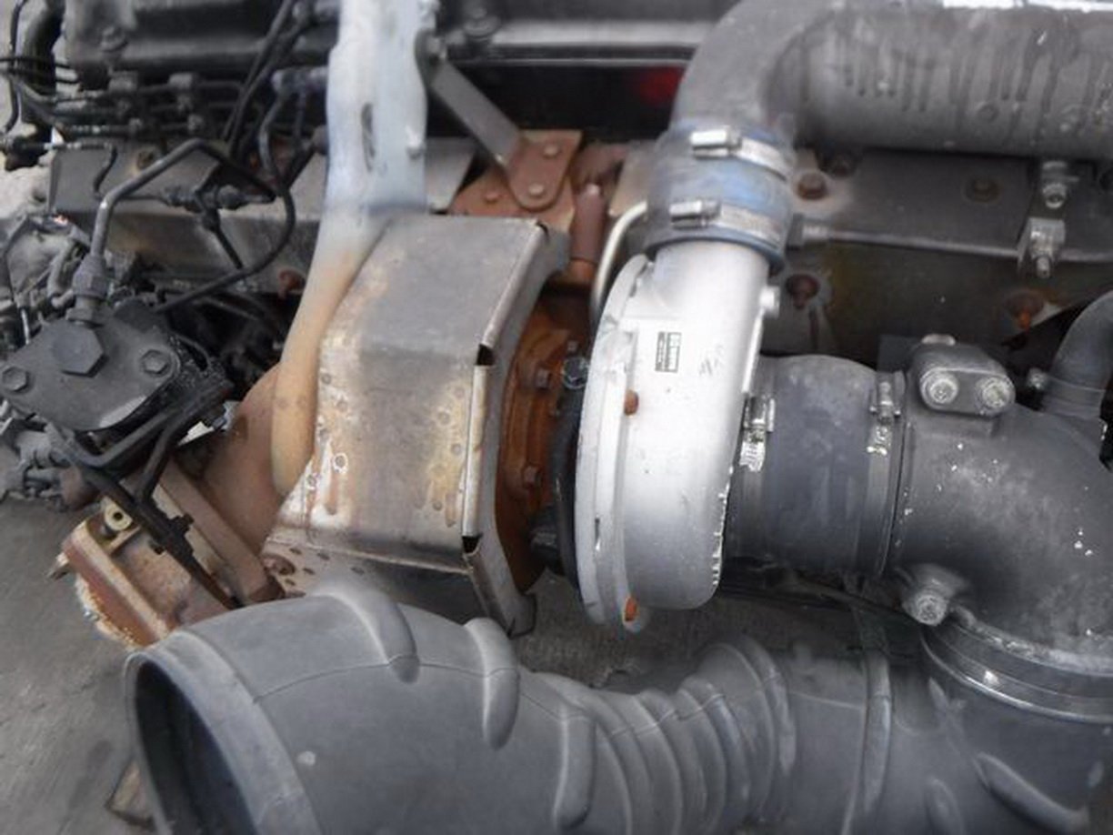 เคร่ื่องยนต์ HINO K13C เครื่องยนต์ 6 สูบ 370 แรงม้า เคร่ื่องยนต์ HINO K13C เครื่องยนต์ 6 สูบ 370 แรงม้า