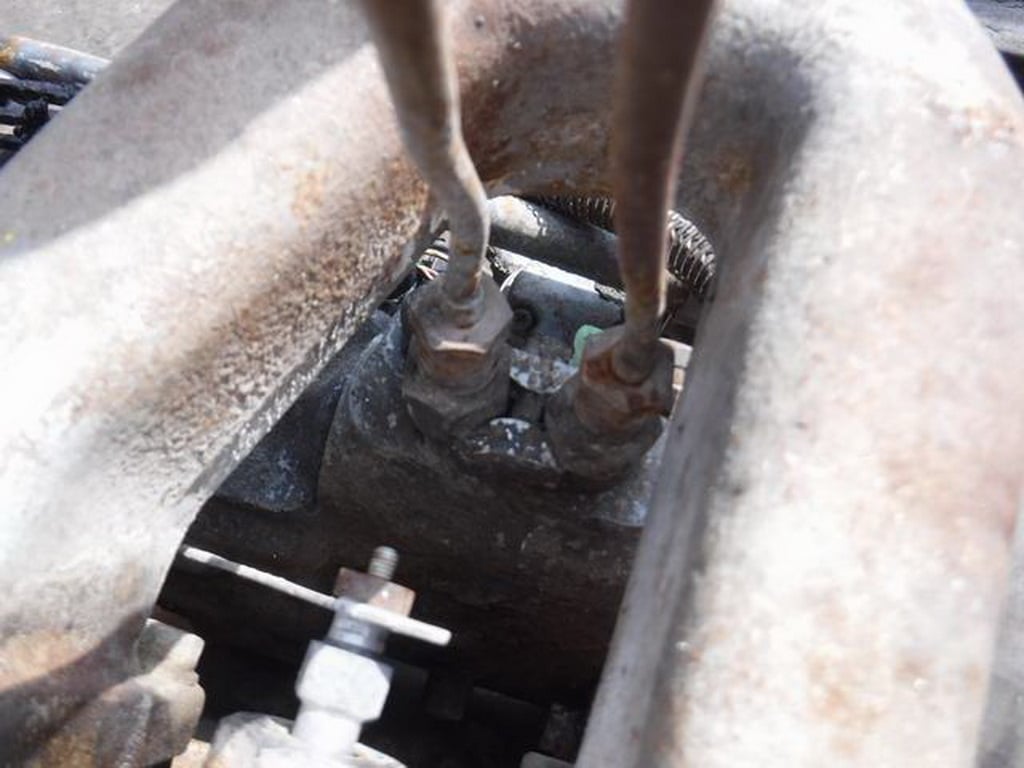 รถไถนา ยี่ห้อ MITSUBISHI รุ่น R2400 ดีเซล 2 สูบ เพลาเดียว 24 แรงม้า ไม่มีอุปกรณ์ รถไถนา ยี่ห้อ MITSUBISHI รุ่น R2400 ดีเซล 2 สูบ เพลาเดียว 24 แรงม้า ไม่มีอุปกรณ์
