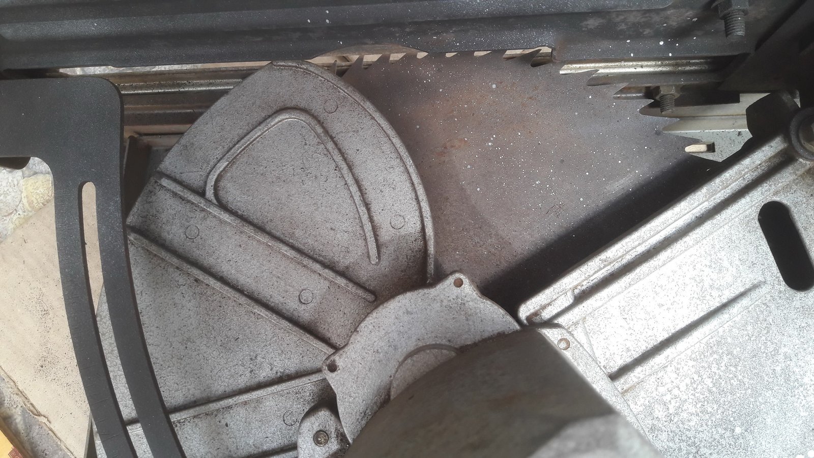 เลื้อยวงเดือน MAKITA 15 นิ้ว มือ2 จากญี่ปุ่น ระบบไฟจากญี่ปุ่น ขายตามสภาพ