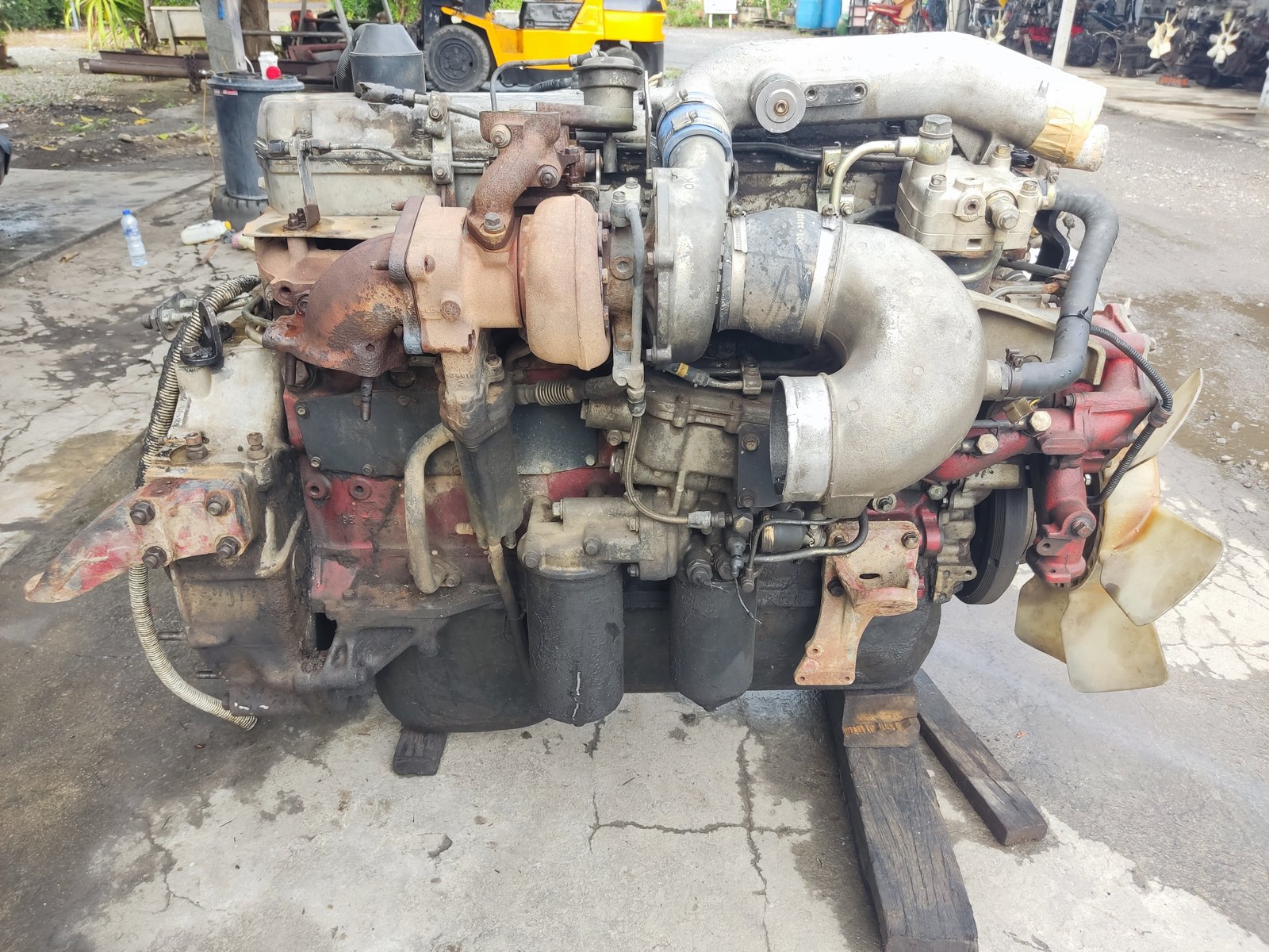 เครื่อง HINO P11C TD 330 แรง เครื่อง HINO P11C TD 330 แรง