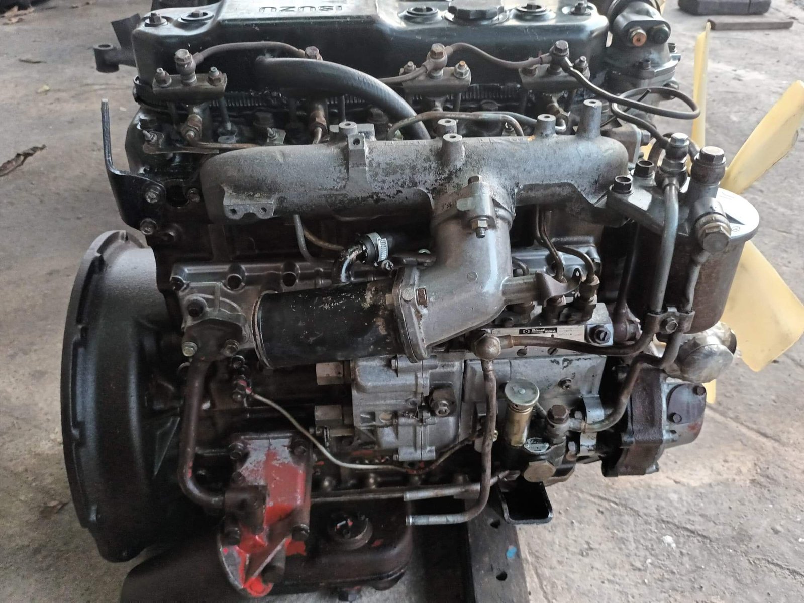 เครื่องยนต์/เกียร์ ISUZU 4BD1 115 แรง เครื่องยนต์/เกียร์ ISUZU 4BD1 115 แรง