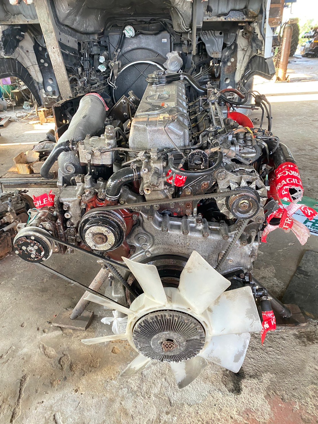 เครื่อง HINO P11C 340แรง (คอมพร้อมกล่องวายสาย)