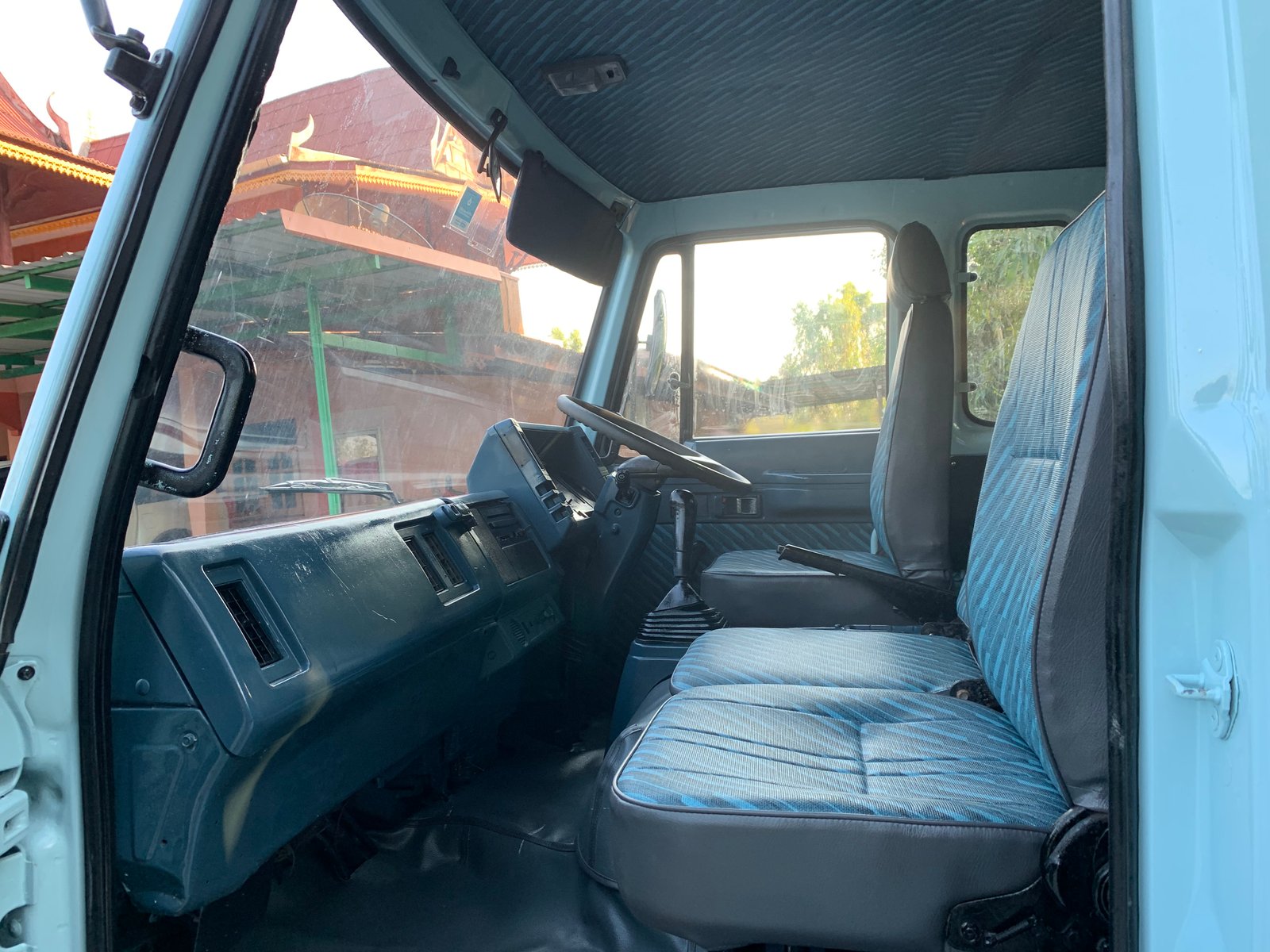 ขายหัวสิบล้อ Isuzu ร็อคกี้ อุปกรณ์ครบ พร้อมใช้