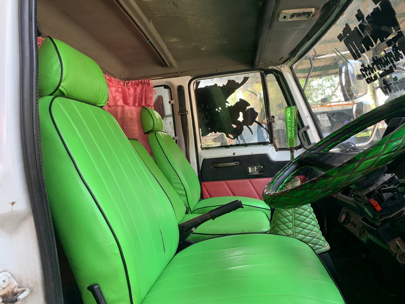 ขายหัวเก๋ง ISUZU ร็อคกี้ อุปกรณ์ครบพร้อมใช้ ขายหัวเก๋ง ISUZU ร็อคกี้ อุปกรณ์ครบพร้อมใช้