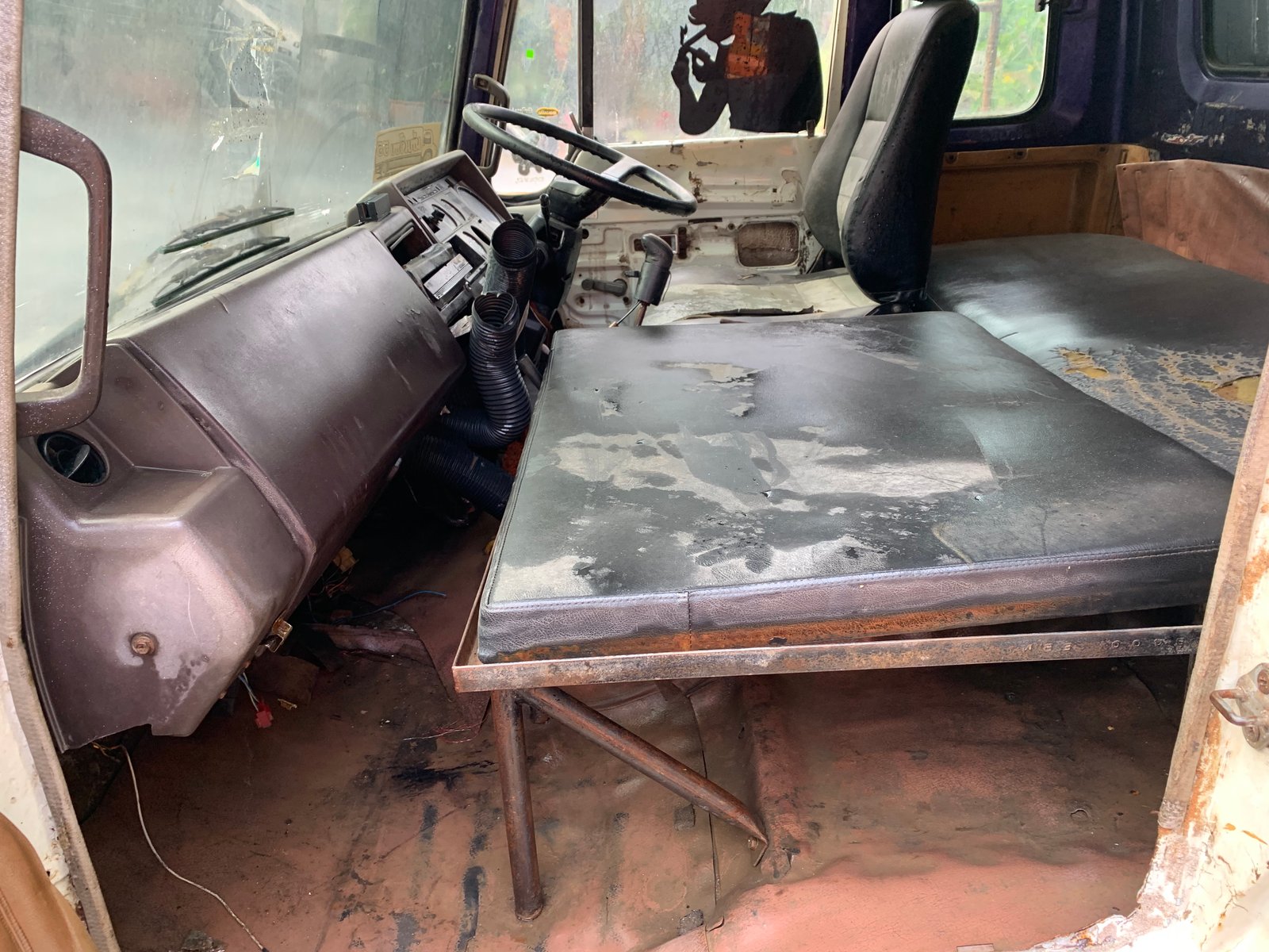 ขายหัวสิบล้อ HINO sumo 227 มีขาดีดหน้า-ขาค้ำหลัง คันเกียร์+สายเกียร์ กันชน พร้อมใช้ ขายหัวสิบล้อ HINO sumo 227 มีขาดีดหน้า-ขาค้ำหลัง คันเกียร์+สายเกียร์ กันชน พร้อมใช้