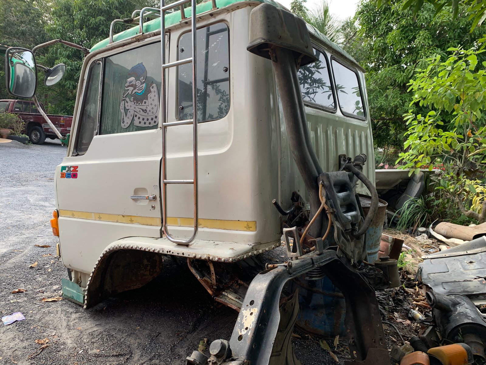ขายหัวสิบล้อ HINO sumo 227 มีขาดีดหน้า-ขาค้ำหลัง คันเกียร์+สายเกียร์ กันชน พร้อมใช้ ขายหัวสิบล้อ HINO sumo 227 มีขาดีดหน้า-ขาค้ำหลัง คันเกียร์+สายเกียร์ กันชน พร้อมใช้