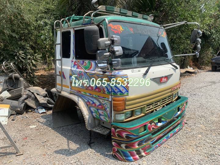 ขายหัวสิบล้อHINO ซูโม่227 สภาพเดิมๆ ไม่ผุ อุปกรณ์ครบพร้อมใช้