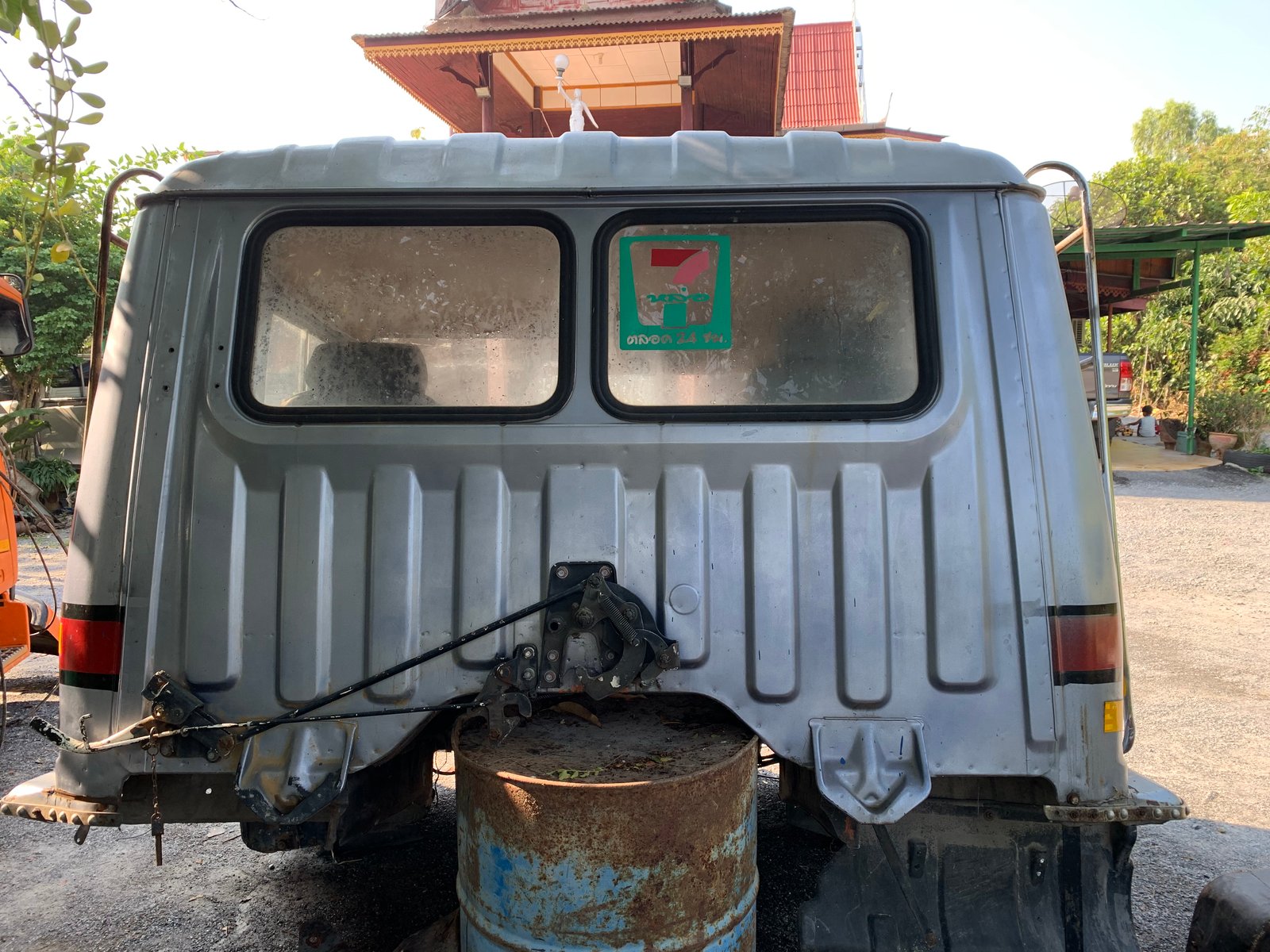 ขายหัวสิบล้อ HINO F18 สภาพเดิมๆ ทรงสวย ไม่ผุ ยกใส่ได้เลย