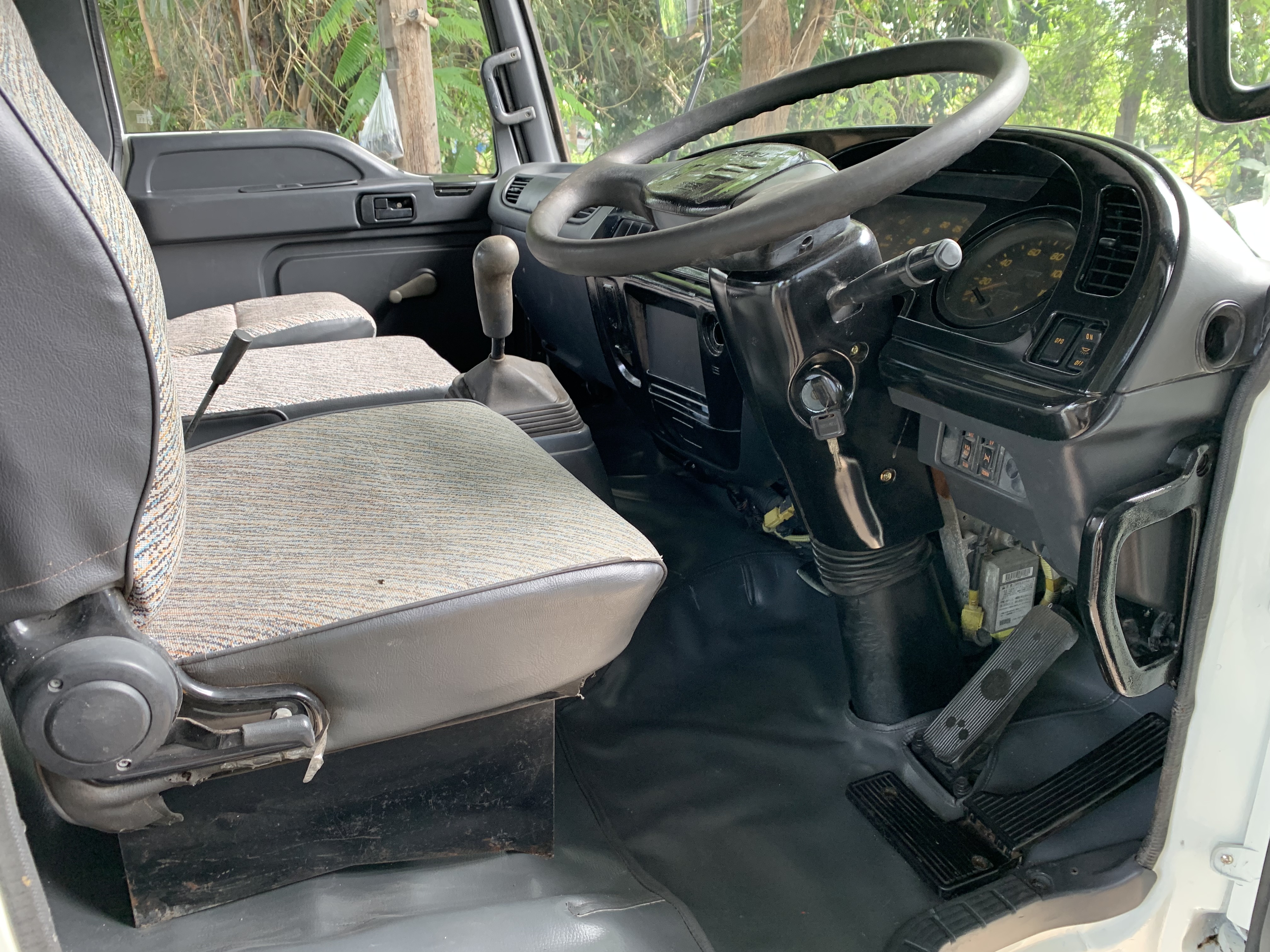 ขายหัวเก๋งISUZU เดก้า พร้อมใช้ ขายหัวเก๋งISUZU เดก้า พร้อมใช้