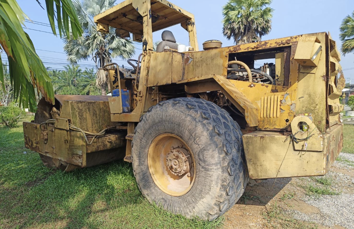 Dynapac ca25
2 เพลา ล้อเรียบ
เครื่องอีซูซุ 6BD1 เทอร์โบ
เครื่องดี ปั้มดี ทำงานได้เลย
ไม่มีทะเบียน
ราคา 290,000
วสัน 0817410515 Dynapac ca25
2 เพลา ล้อเรียบ
เครื่องอีซูซุ 6BD1 เทอร์โบ
เครื่องดี ปั้มดี ทำงานได้เลย
ไม่มีทะเบียน
ราคา 290,000
วสัน 0817410515