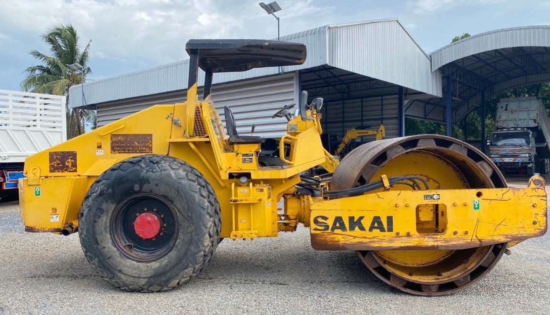 Sakai SV512TF สองเปลือกสองเพลา เรียบหุ้มหนาม  เอกสารเล่มทะเบียน รถสวยพร้อมใช้
ราคา 1,350,000 ยุท
โทรไลน์ 0817410515