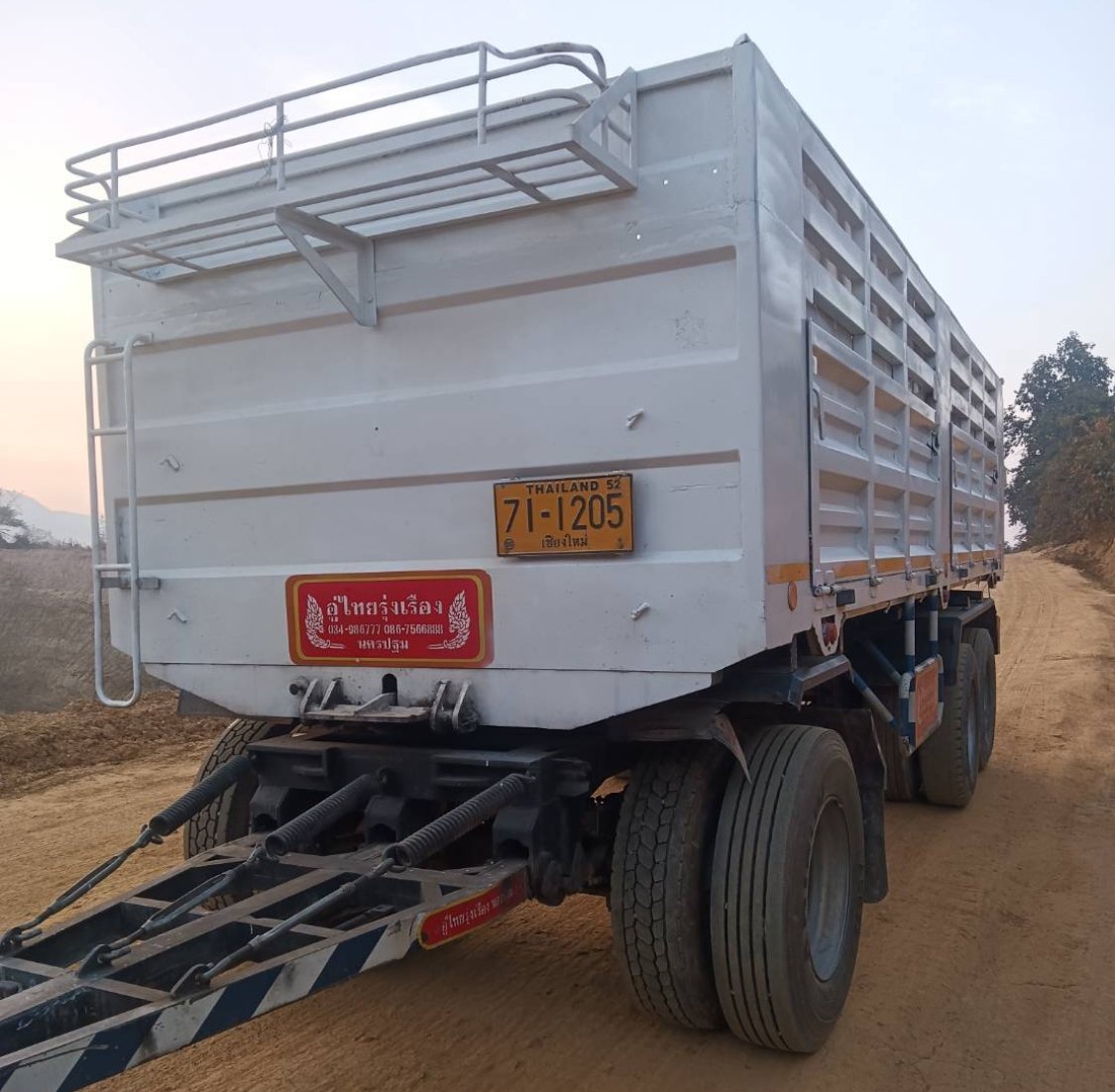 Isuzu Fxz360 ปี 57 แม่ลูก แม่ยาว 6 เมตร ลูก 7 เมตร ไมล์วิ่ง 330,000 กิโลเมตร ทะเบียนเต็ม พ.ร.บ เต็ม 