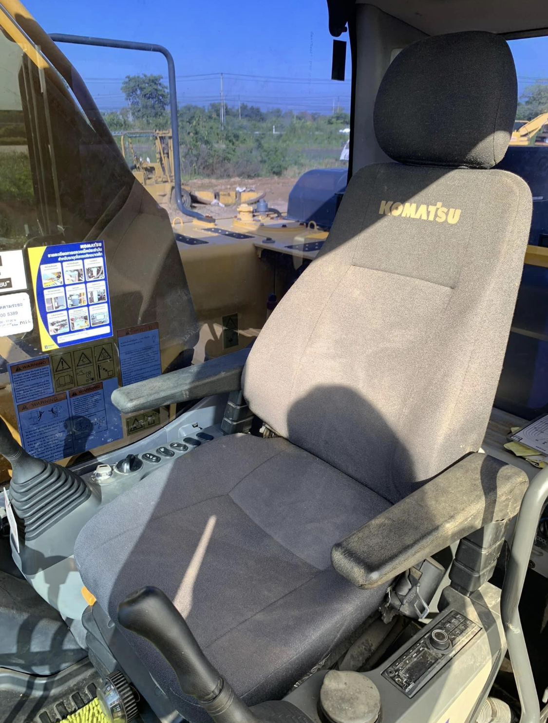 Komatsu Pc200-8Mo ทำงาน 3500 ชั่วโมง จอเหลืองกล้องหลัง รถสวยเดิม ราคา 2280000 พร้อมส่ง วัช 081-74105
