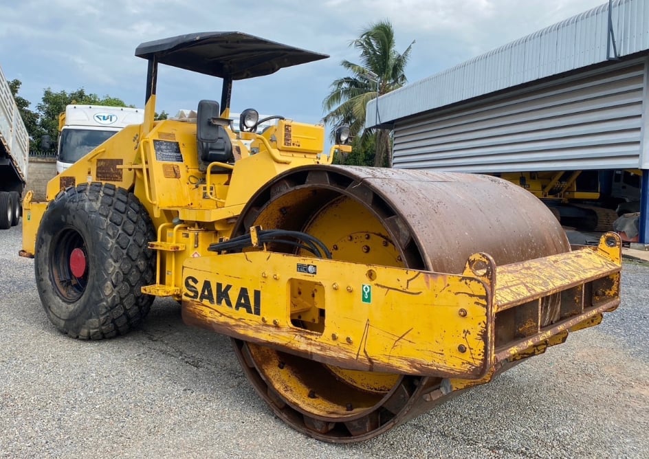 Sakai SV512TF สองเปลือกสองเพลา เรียบหุ้มหนาม  เอกสารเล่มทะเบียน รถสวยพร้อมใช้
ราคา 1,350,000 ยุท
โทรไลน์ 0817410515