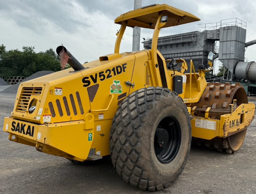 Sakai Sv521 DF ปี 2021 2 เปลือก 2เพลา เล่มทะเบียน ราคา 1,950,000 บาท โทร 0817410515 Sakai Sv521 DF ปี 2021 2 เปลือก 2เพลา เล่มทะเบียน ราคา 1,950,000 บาท โทร 0817410515
