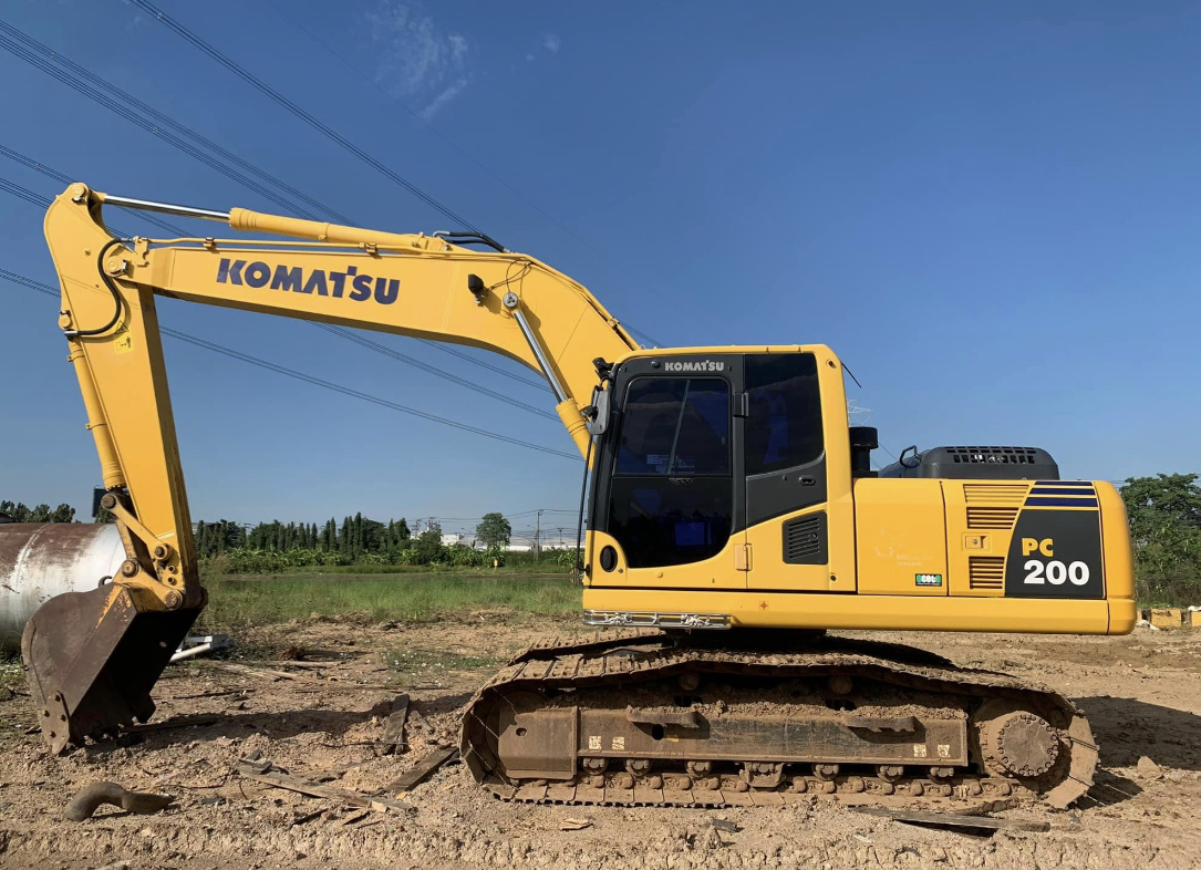 Komatsu Pc200-8Mo ทำงาน 3500 ชั่วโมง จอเหลืองกล้องหลัง รถสวยเดิม ราคา 2280000 พร้อมส่ง วัช 081-74105 Komatsu Pc200-8Mo ทำงาน 3500 ชั่วโมง จอเหลืองกล้องหลัง รถสวยเดิม ราคา 2280000 พร้อมส่ง วัช 081-74105