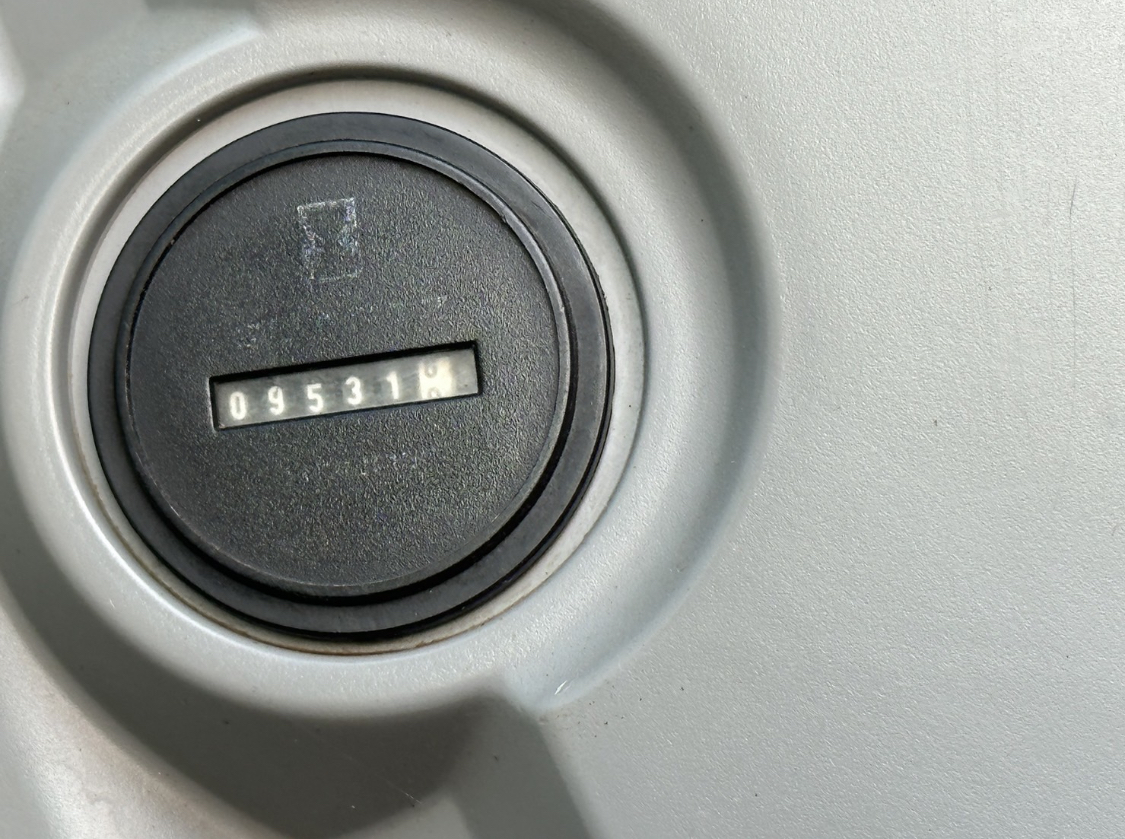 Kobelco Sk200 Mark 8 Yn12 Super X ชั่วโมง 9xxx ชั่วโมง ระบบเต็มตามรุ่น เอกสารอินวอยส์ ราคา 1480000 โทร/ไลน์  0817410515