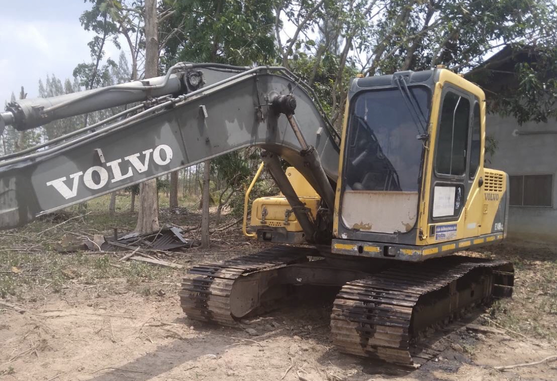 Volvo Ec140 Blc รถทำงานอยู่ดูได้เลย เอกสารเล่ม ราคา 600000 สน 0817410515 Volvo Ec140 Blc รถทำงานอยู่ดูได้เลย เอกสารเล่ม ราคา 600000 สน 0817410515