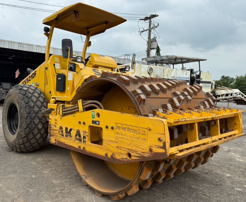 Sakai Sv521 DF ปี 2021 2 เปลือก 2เพลา เล่มทะเบียน ราคา 1,950,000 บาท โทร 0817410515