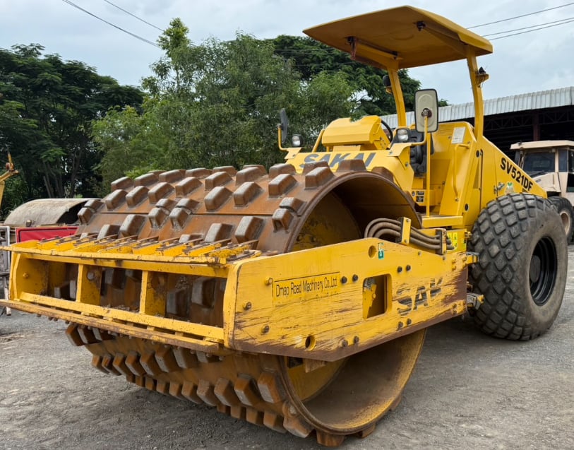 Sakai Sv521 DF ปี 2021 2 เปลือก 2เพลา เล่มทะเบียน ราคา 1,950,000 บาท โทร 0817410515 Sakai Sv521 DF ปี 2021 2 เปลือก 2เพลา เล่มทะเบียน ราคา 1,950,000 บาท โทร 0817410515