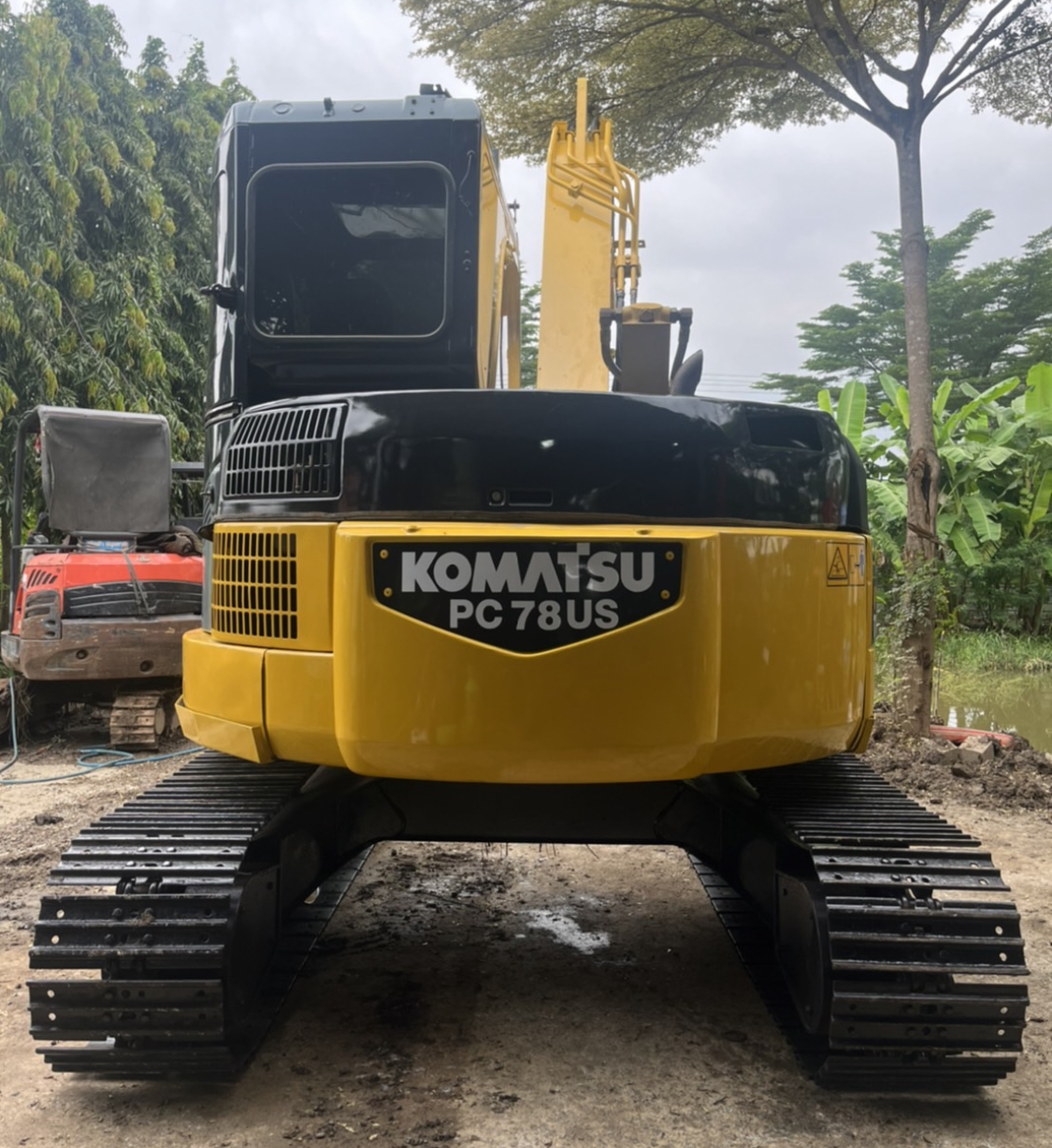 KOMATSU PC78US-6 ขนาด 7 ตัน รถสวยเต็ม พร้อมใช้ เอกสารชุดแจ้งจำหน่าย ราคา 580,000 บาท โท 0817410515