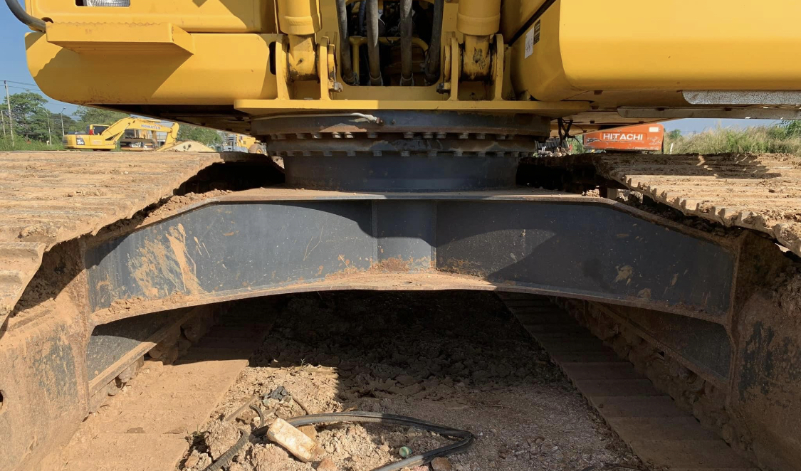Komatsu Pc200-8Mo ทำงาน 3500 ชั่วโมง จอเหลืองกล้องหลัง รถสวยเดิม ราคา 2280000 พร้อมส่ง วัช 081-74105