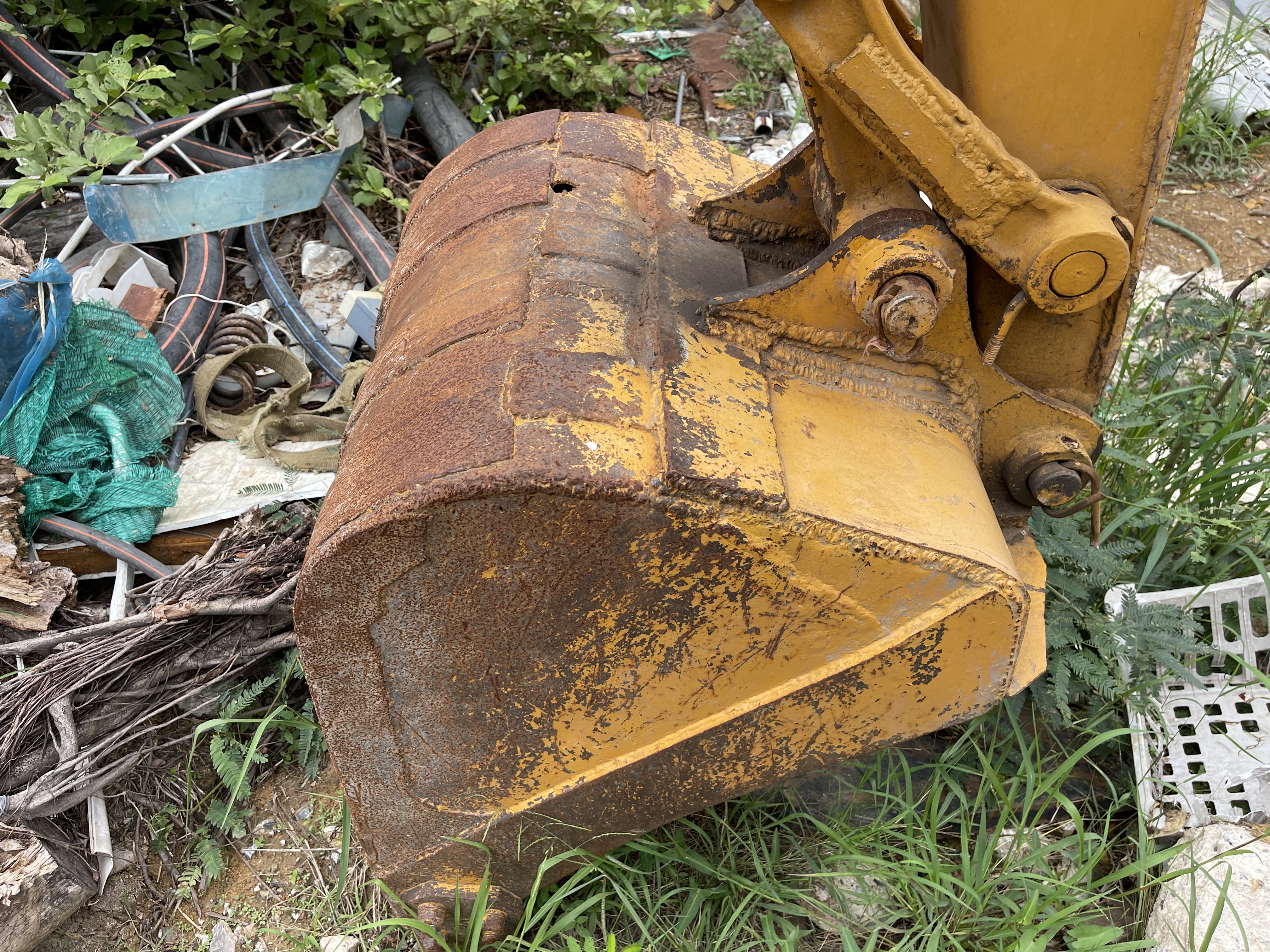 Komatsu Pc60-5 พร้อมใช้ราคา 300000 โท 0817410515