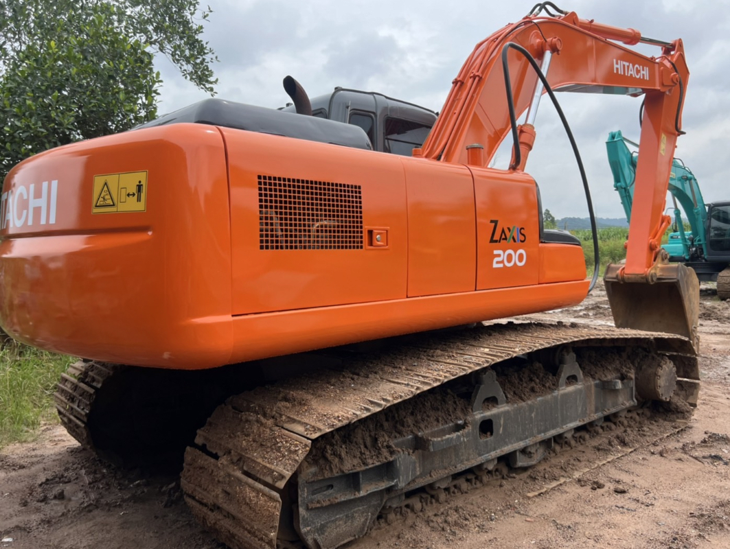 Hitachi Zx200-1 สวยเดิมเก็บงานใหม่ เต็มพร้อมใช้ เอกสารใบแจ้งจำหน่าย ราคา 1.050.000 โท 0817410515 Hitachi Zx200-1 สวยเดิมเก็บงานใหม่ เต็มพร้อมใช้ เอกสารใบแจ้งจำหน่าย ราคา 1.050.000 โท 0817410515