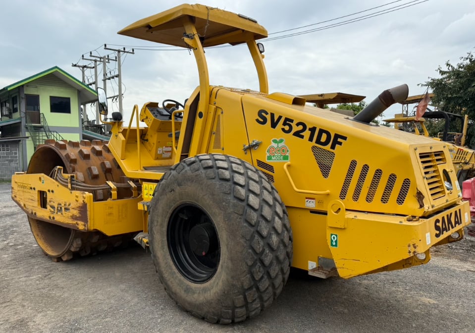Sakai Sv521 DF ปี 2021 2 เปลือก 2เพลา เล่มทะเบียน ราคา 1,950,000 บาท โทร 0817410515 Sakai Sv521 DF ปี 2021 2 เปลือก 2เพลา เล่มทะเบียน ราคา 1,950,000 บาท โทร 0817410515