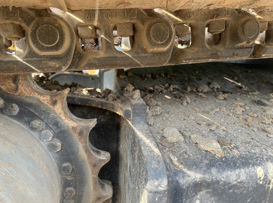 Kobelco Sk200 Mark 8 Yn12 Super X ชั่วโมง 9xxx ชั่วโมง ระบบเต็มตามรุ่น เอกสารอินวอยส์ ราคา 1480000 โทร/ไลน์  0817410515