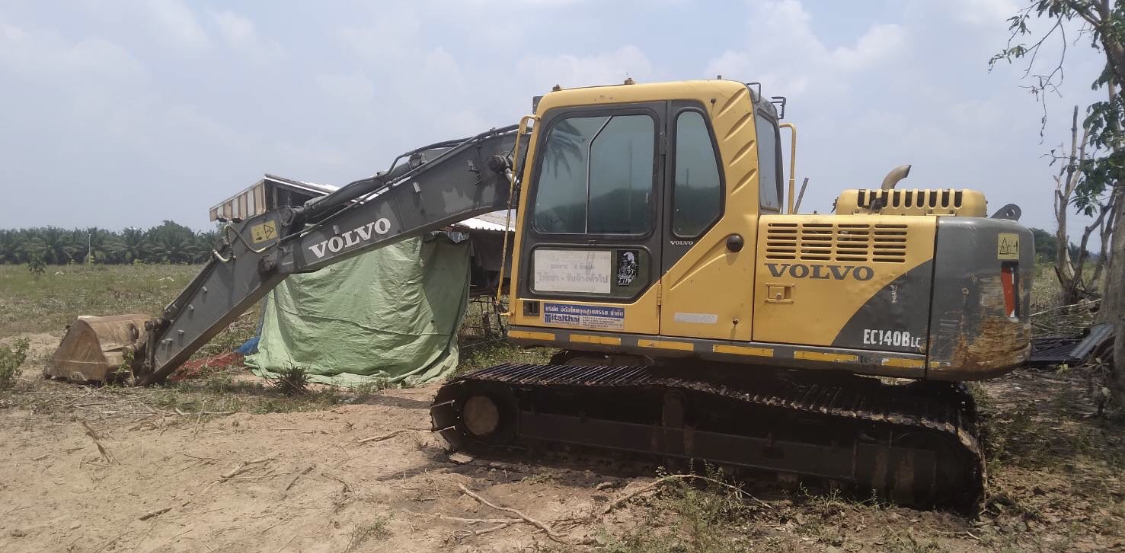 Volvo Ec140 Blc รถทำงานอยู่ดูได้เลย เอกสารเล่ม ราคา 600000 สน 0817410515 Volvo Ec140 Blc รถทำงานอยู่ดูได้เลย เอกสารเล่ม ราคา 600000 สน 0817410515