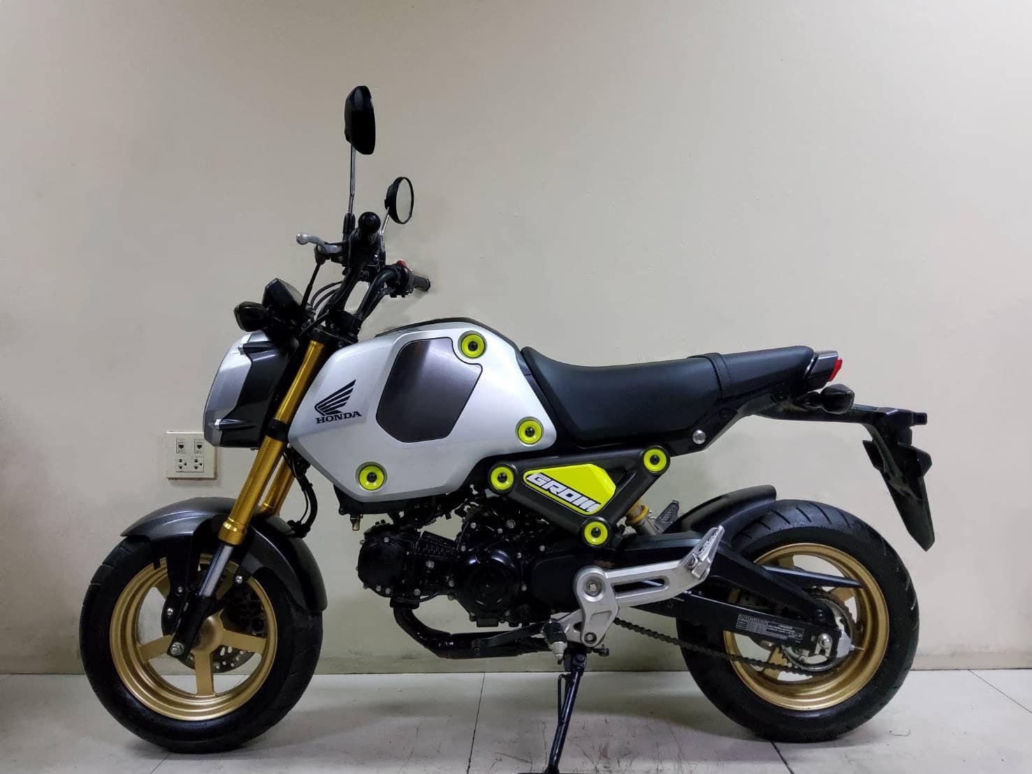 All NEW Honda GROM ABS G-gensor  ปี2022 โฉมใหม่ล่าสุด สภาพเกรดA 1372 กม. เอกสารครบพร้อมโอน