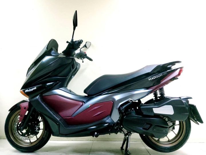 Malaguti Madison ปี2022 สภาพเกรดA 5793 กม.เอกสารครบพร้อมโอน