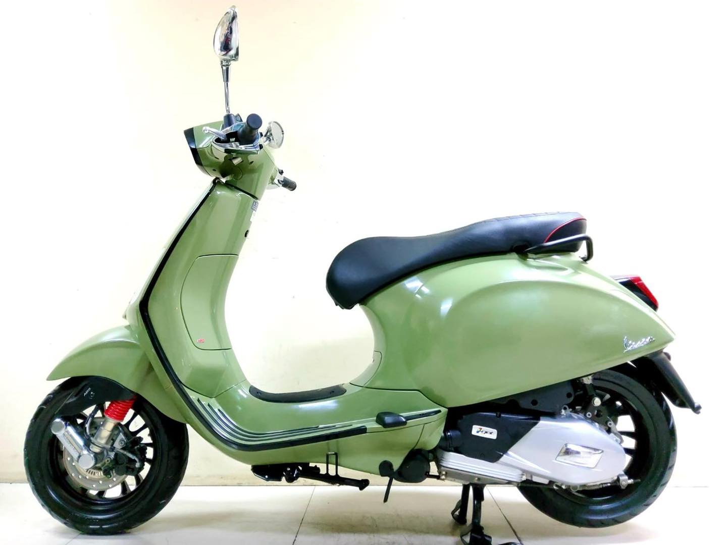 Vespa Sprint 150 i-Get ABS ปี2022 สภาพเกรดA 4036 กม.เอกสารครบพร้อมโอน