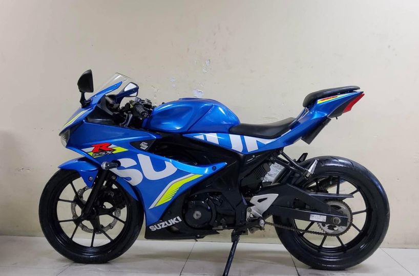 All NEW Suzuki GSX-R Keyless ตัวท็อป ปี2020 โฉมใหม่ล่าสุด สภาพเกรดA 6450 กม. เอกสารพร้อมโอน.jpg