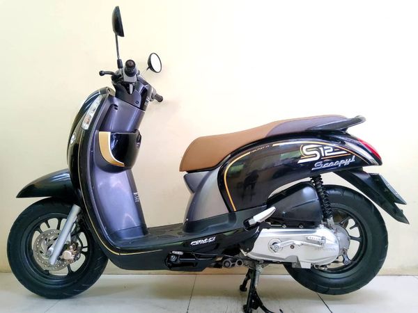Honda Scoopy i CLUB12 idlingstop combibrake  ปี2013 15875 กม. เอกสารพร้อมโอน