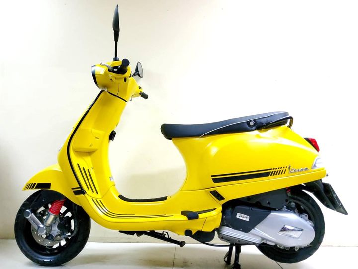 All NEW Vespa S125 i-GET ปี2021 สภาพเกรดA 2763 กม. เอกสารครบพร้อมโอน