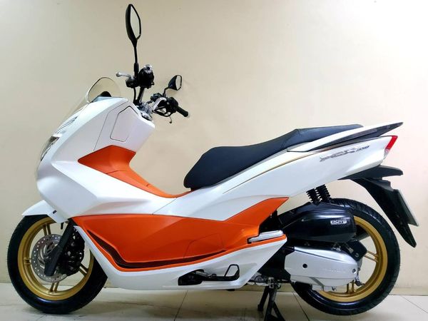 Honda PCX150i LED Keyless idlingstop ปี2018 สภาพเกรดA 9577 กม.เอกสารครบพร้อมโอน