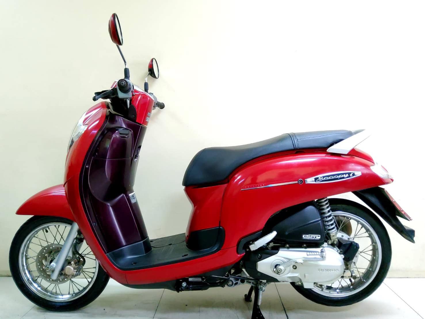 Honda Scoopy i LED prestige ปี2021สภาพเกรดA 2673 กม. เอกสารครบพร้อมโอน