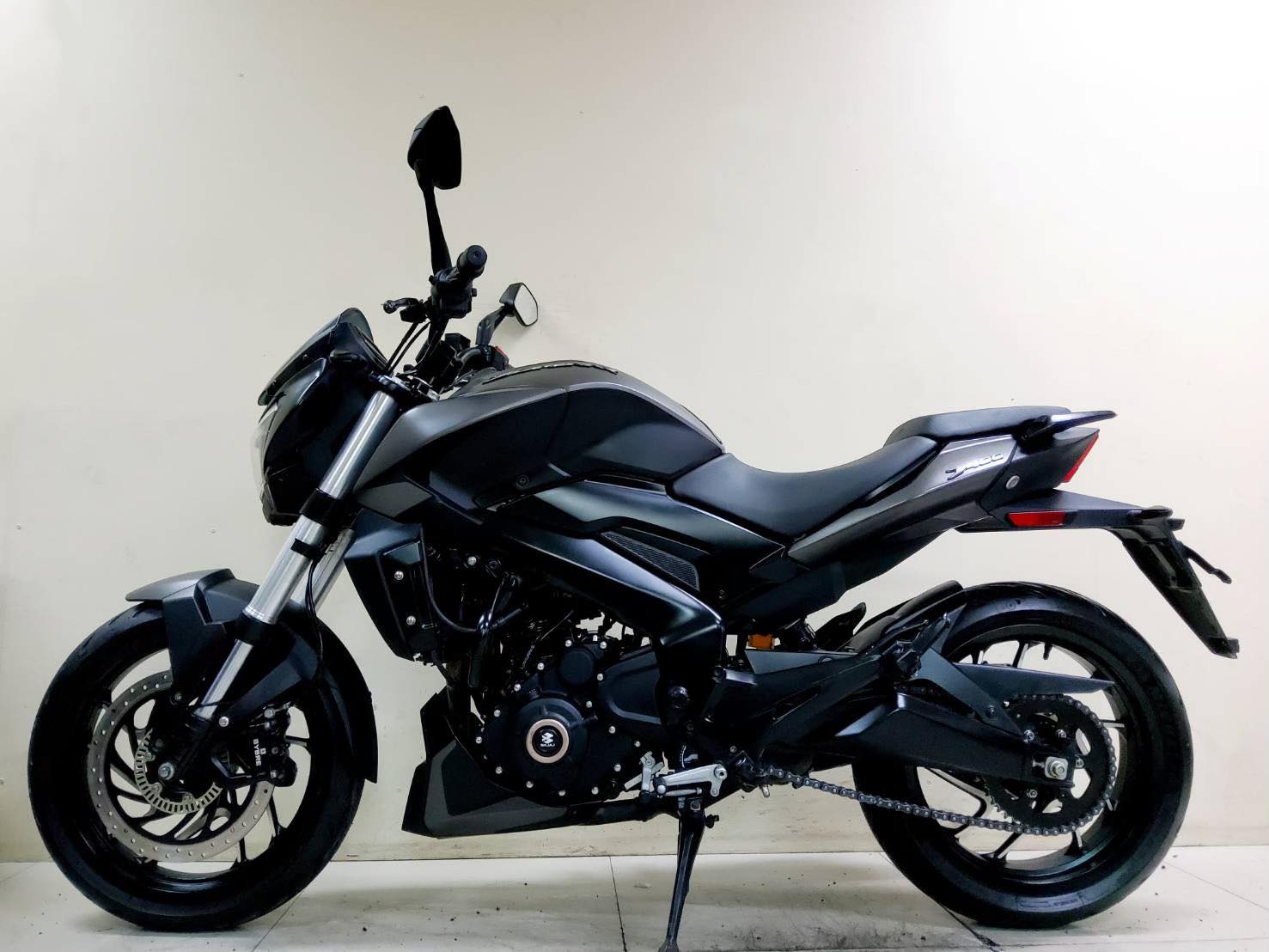 All NEW Bajaj Dominar 400 ปี2022 โฉมใหม่ล่าสุด สภาพเกรดA 5002 กม.  เอกสารครบพร้อมโอน