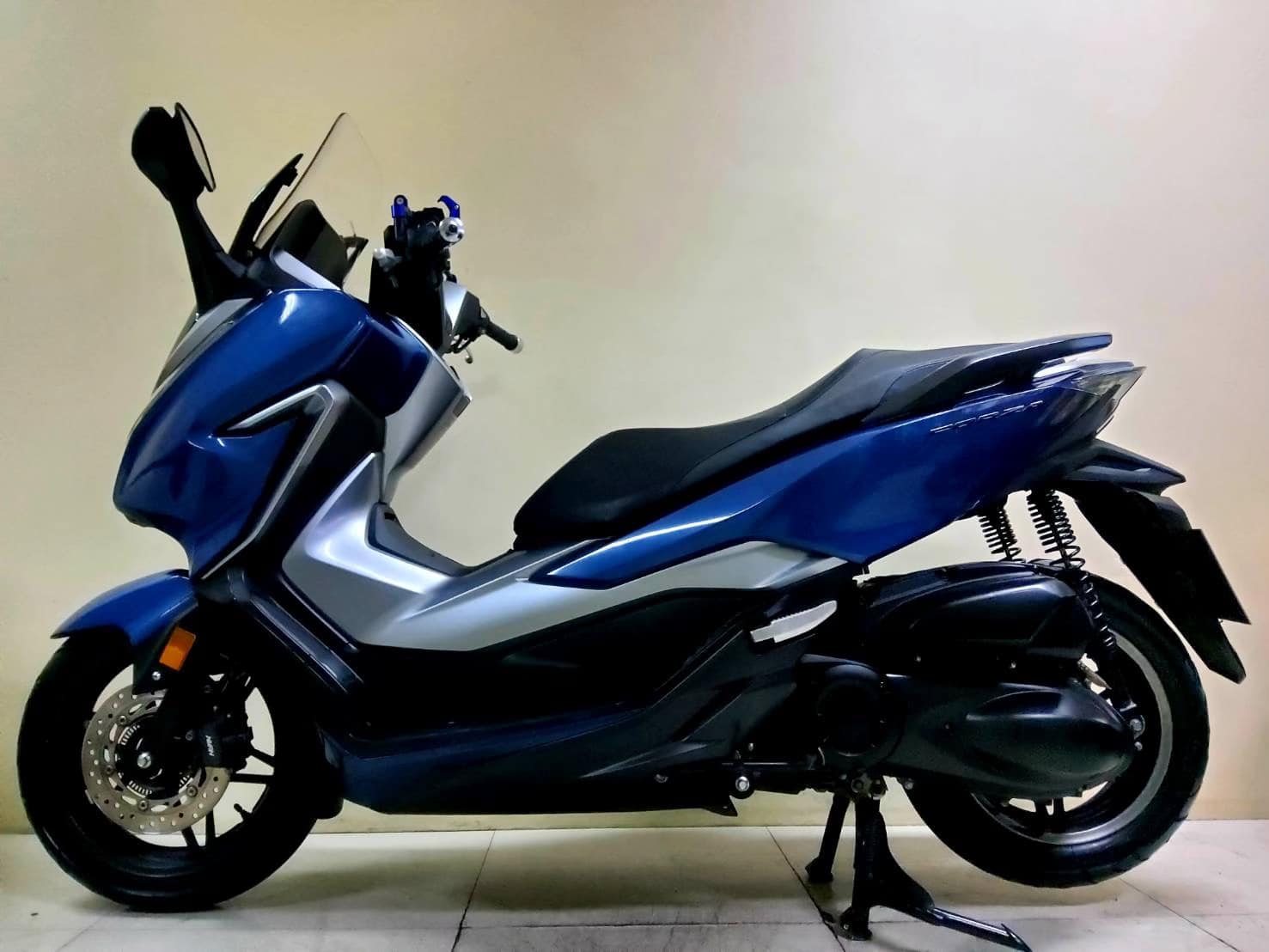 Honda Forza 300 ABS idlingstop keyless ปี2021 สภาพเกรดA 3214 กม เอกสารครบพร้อมโอน