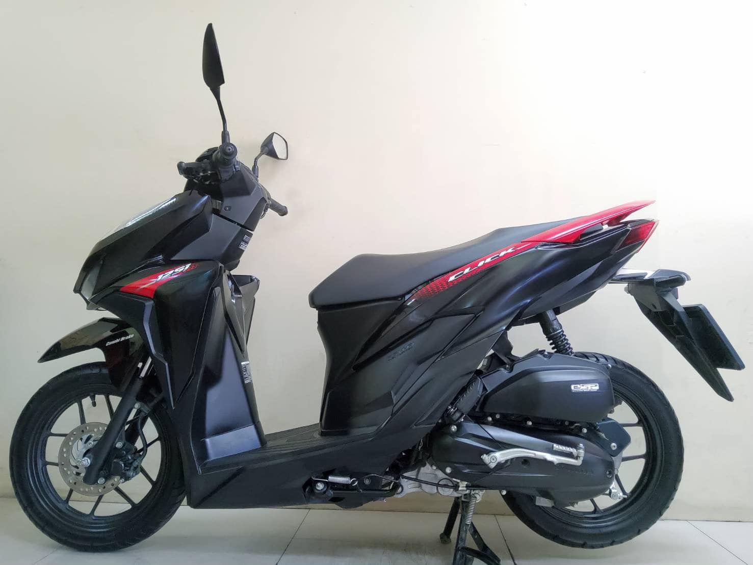 All NEW Honda Click125i LED ตัวท็อป ปี2022 โฉมใหม่ล่าสุด สภาพเกรดA 1325 กม. เอกสารพร้อมโอน