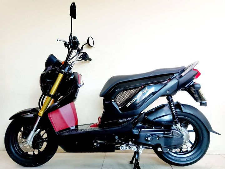 Honda Zoomer X ปี2015 สภาพเกรดA 15013 กม .เอกสารครบพร้อมโอน