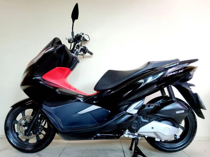 Honda PCX150i LED ปี2021 สภาพเกรดA 4575 กม.เอกสารครบพร้อมโอน