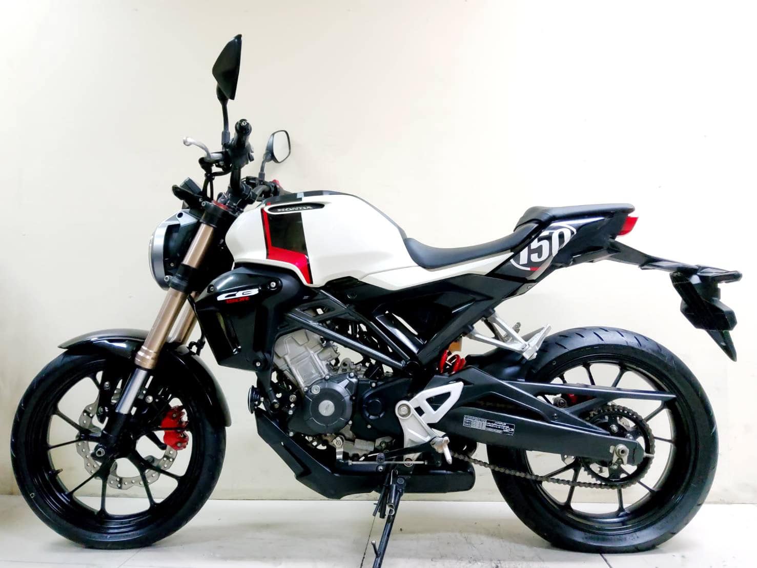 All NEW Honda CB150R ปี2022 โฉมใหม่ล่าสุด สภาพเกรดA 3213 กม. เอกสารครบพร้อมโอน